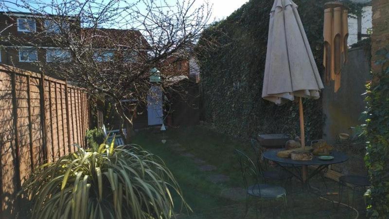 Cosy London Double Room Near Wimbledon Eksteriør bilde
