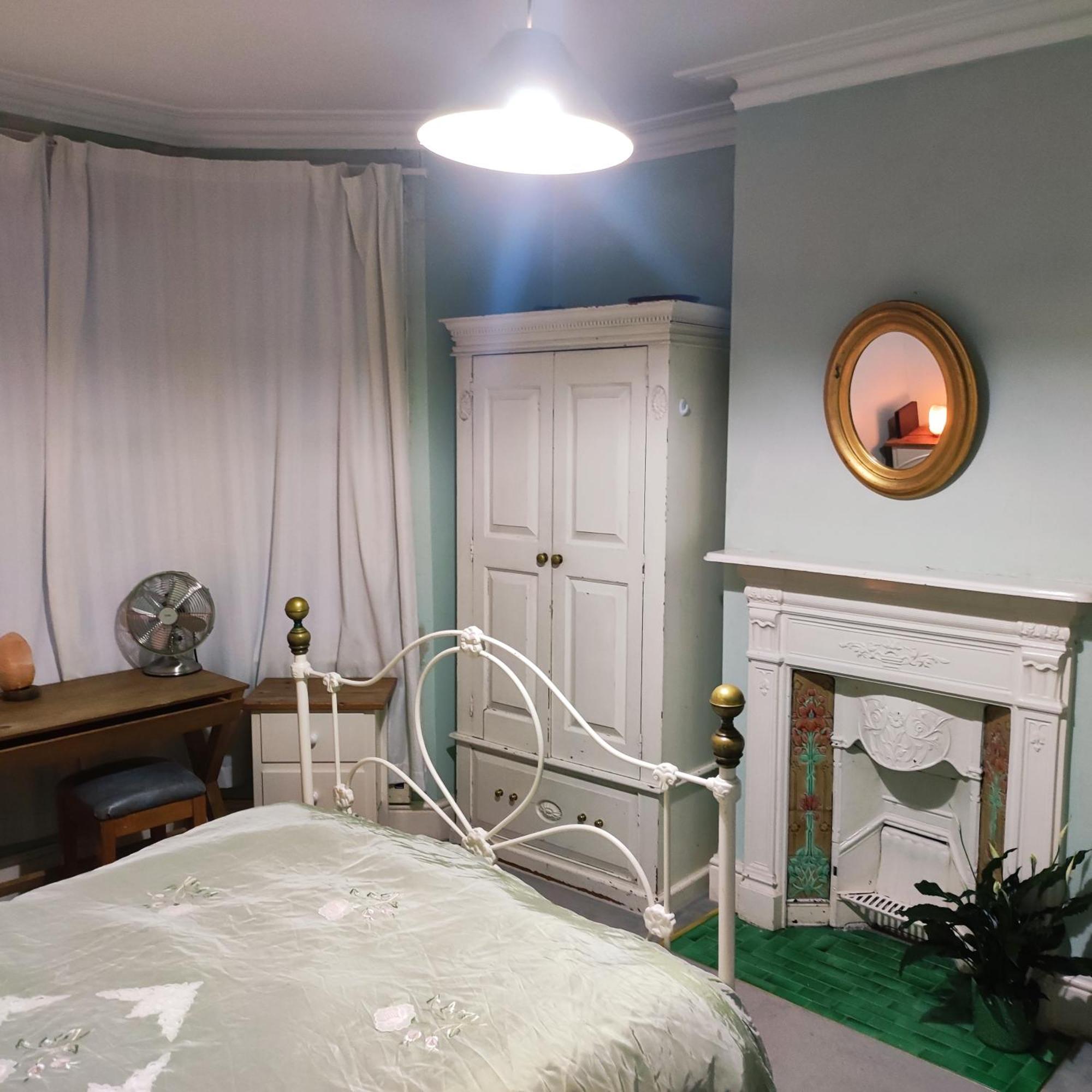 Cosy London Double Room Near Wimbledon Eksteriør bilde